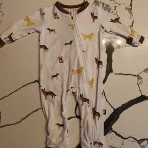 Kyte Baby NB dog romper